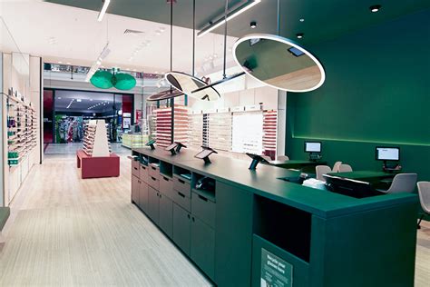 biggest specsavers store in melbourne